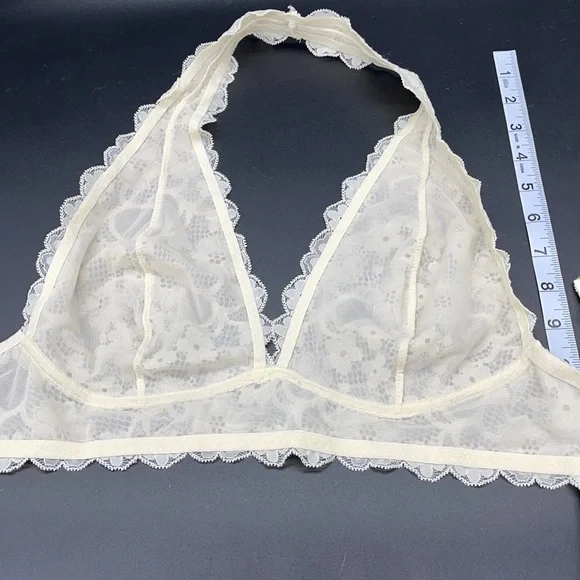 Free People Intimitely Bralette Sz Med NWT Beautiful Lacey - Picture 9 of 11